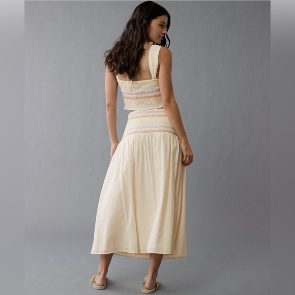 🆕 American Eagle Pride| High Waisted| Smocked| Midi Skirt 🌈 - Picture 3 of 13